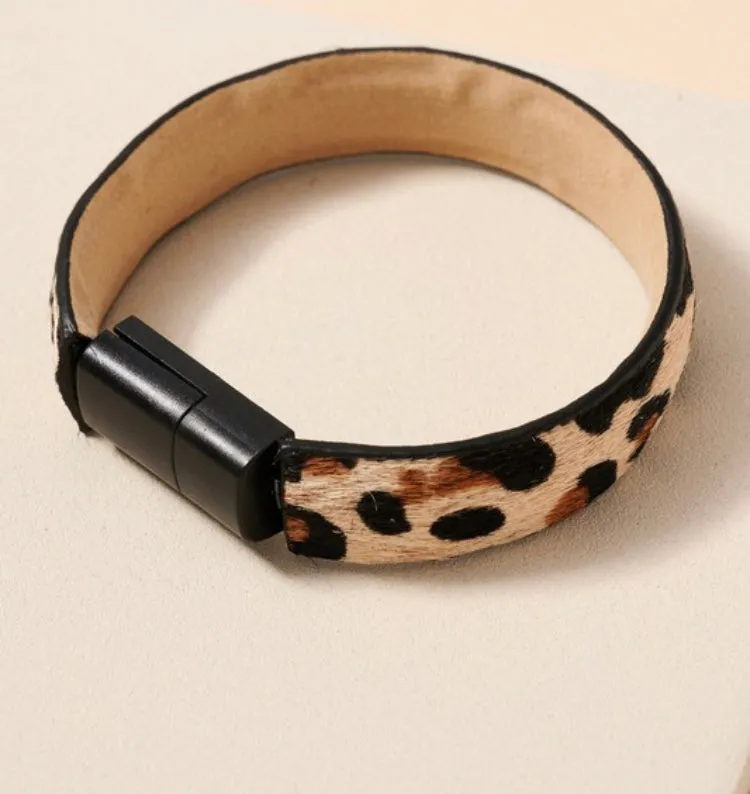 Leopard IPhone Charger Bracelet