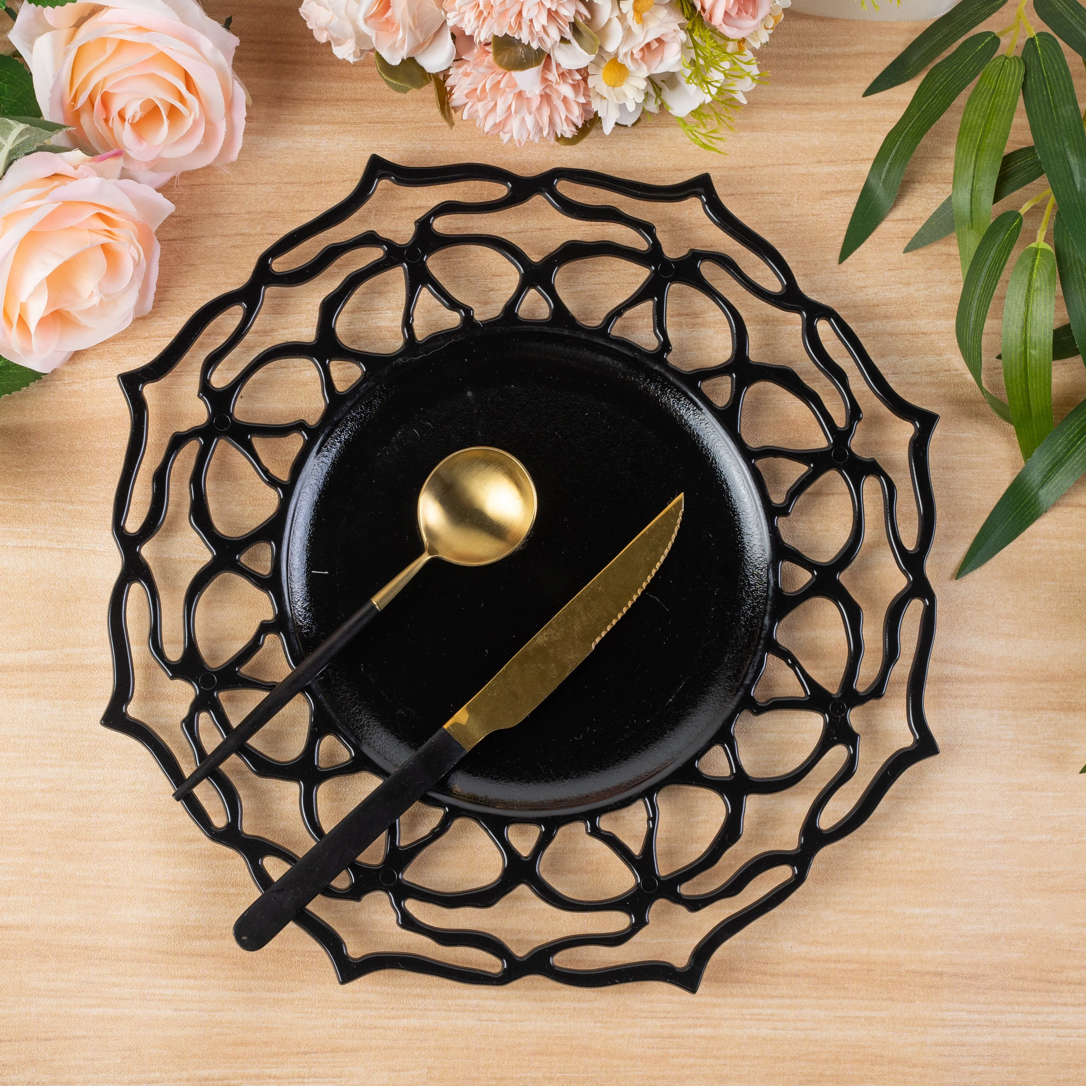 Petal Edge Acrylic Charger Plate - Black